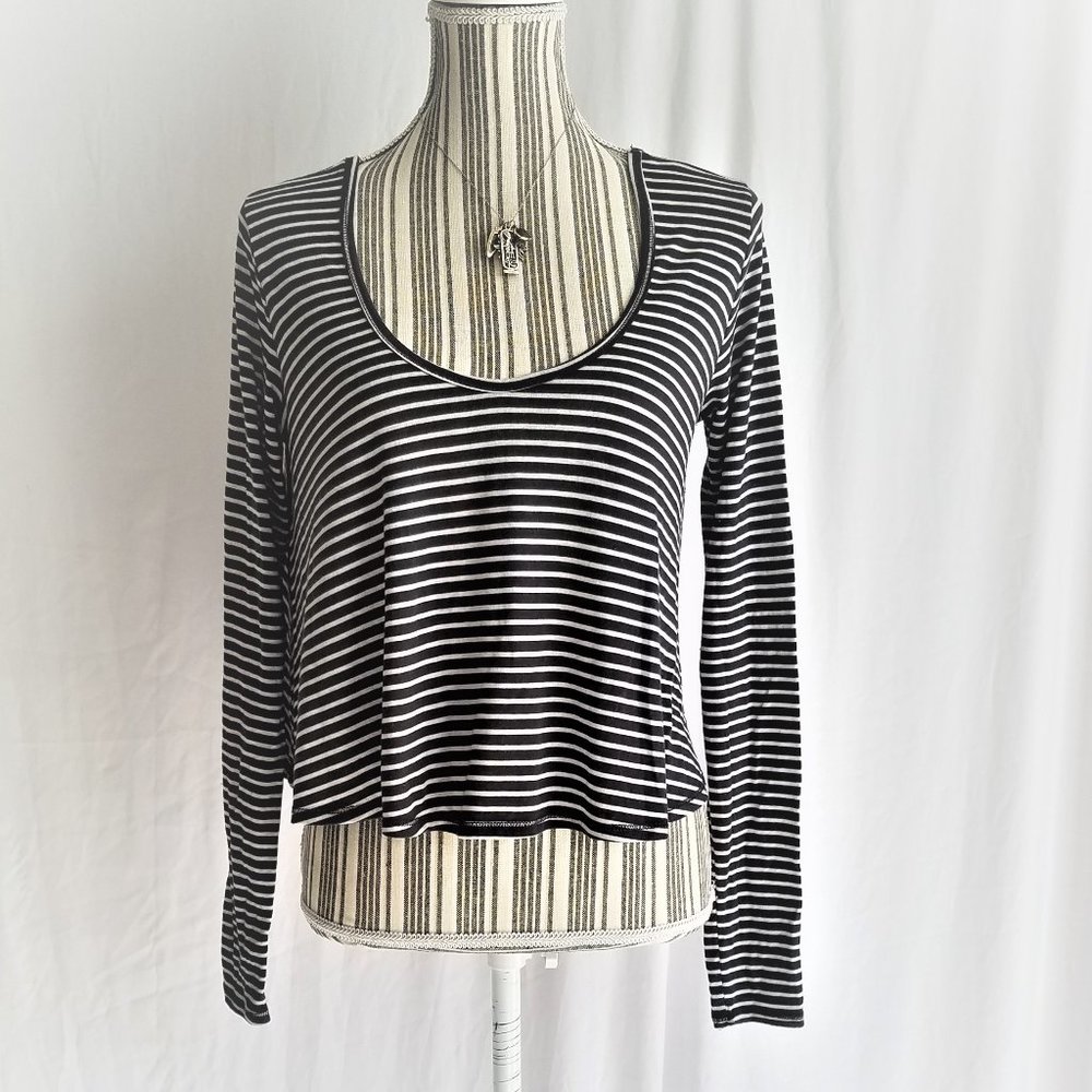 Hollister Striped Flowy Crop Top